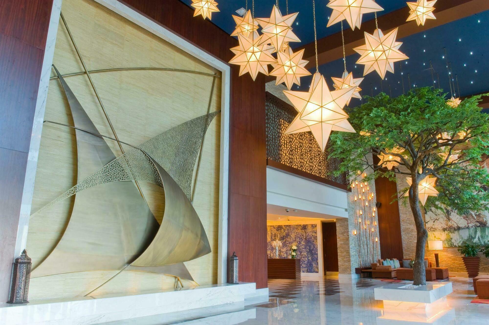 Sofitel Jumeirah 5*